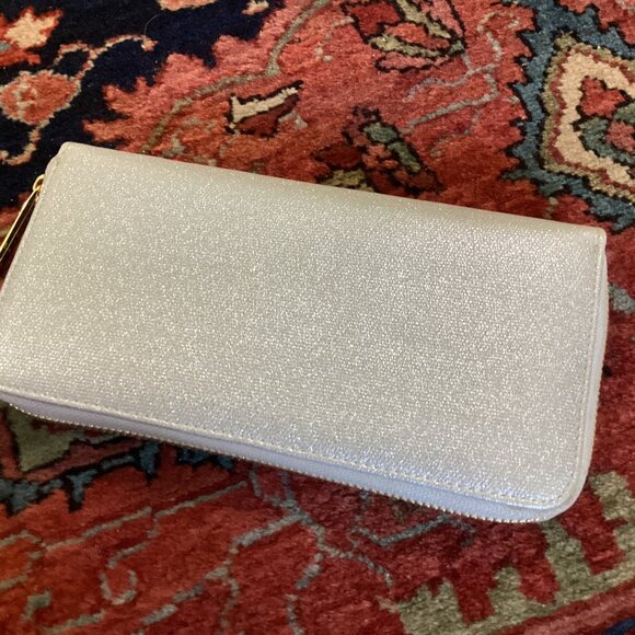 NWT Katie Loxton Metallic Silver Zip-Around Wallet With Gold Hardware - Picture 6 of 11